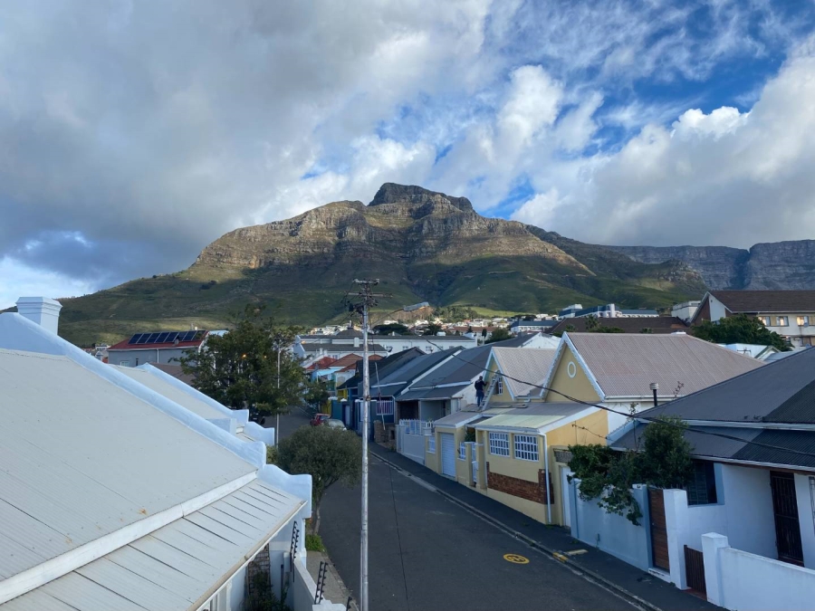 2 Bedroom Property for Sale in Woodstock Western Cape